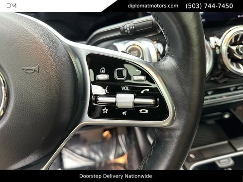 Used 2022 Mercedes-Benz EQB 350 EQB 350 4MATIC Sport Utility 4 image 31