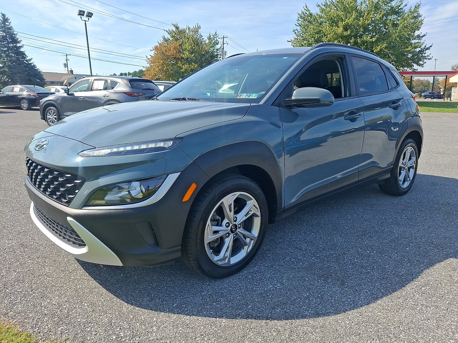 Used 2022 Hyundai Kona SEL AWD/4WD image 3