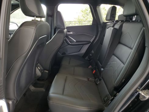 Used 2025 BMW X1 xDrive28i AWD/4WD image 8