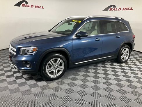 Used 2023 Mercedes-Benz GLB 250 4MATIC image 3