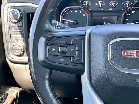 Used 2019 GMC Sierra 1500 SLT w/ SLT Premium Package AWD/4WD image 19