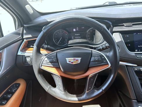 Certified 2023 Cadillac XT5 Premium Luxury AWD/4WD image 15