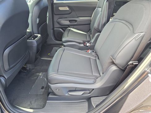 New 2027 Kia Telluride S FWD image 17