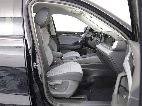 New 2026 Volkswagen Tiguan S AWD/4WD image 19