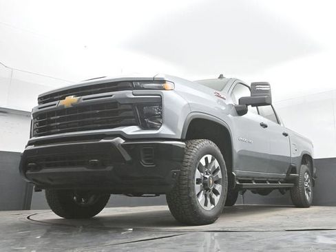 New 2026 Chevrolet Silverado 2500 Custom w/ Custom Value Package AWD/4WD image 39