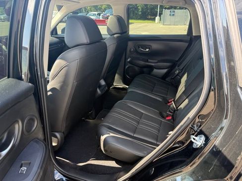 Used 2025 Honda HR-V EX-L image 11