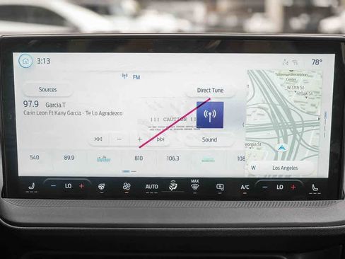 New 2026 Ford Maverick Lobo image 14