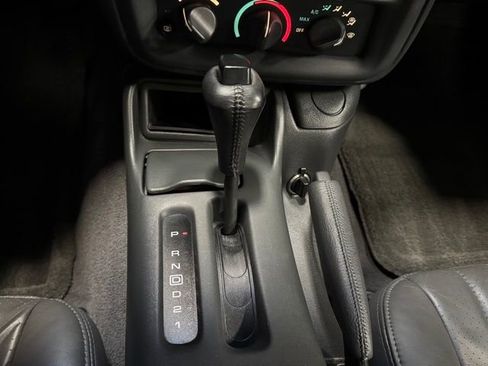 Used 1998 Chevrolet Camaro Z28 w/ Preferred Equipment Group 2 RWD image 18
