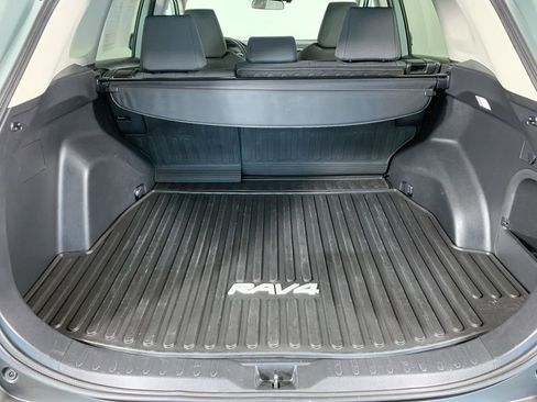 Used 2023 Toyota RAV4 XLE w/ Convenience Package AWD/4WD image 13