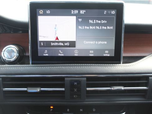 Used 2022 Lincoln Corsair Reserve w/ Equipment Group 201A AWD/4WD image 38