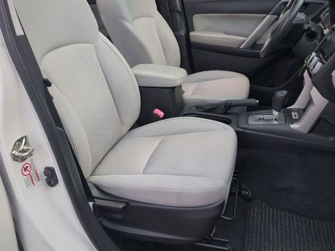 Used 2018 Subaru Forester 2.5i Premium AWD/4WD image 22