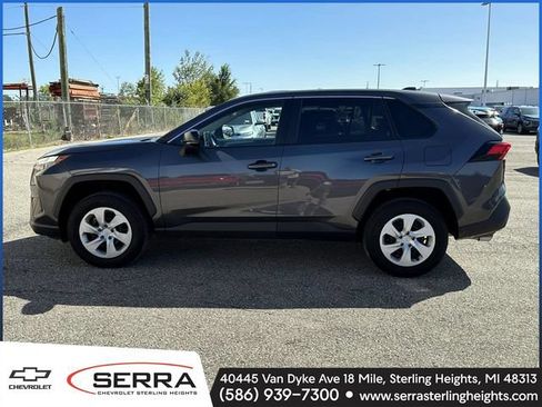 Used 2025 Toyota RAV4 LE AWD/4WD image 2