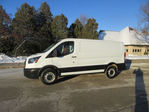 Used 2019 Ford Transit 150 130 Low Roof image 18