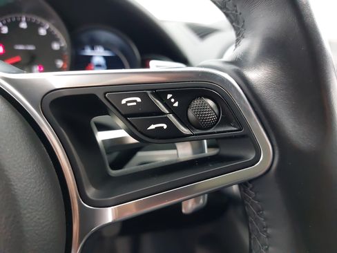 Used 2018 Porsche Cayenne Platinum Edition AWD/4WD image 20