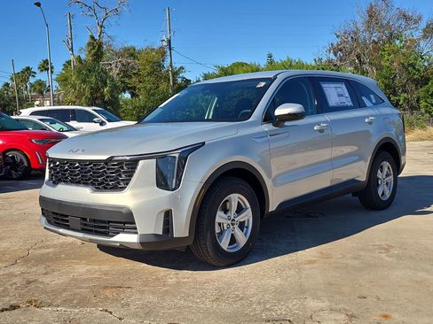 New 2026 Kia Sorento LX image 4
