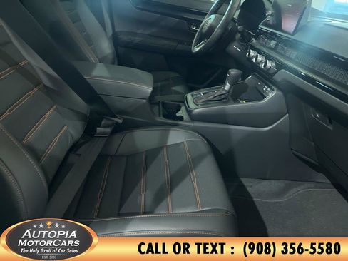 Used 2025 Honda CR-V Sport Touring image 13