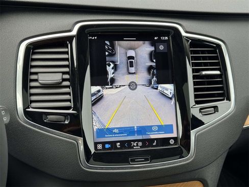 Certified 2024 Volvo XC90 B5 Plus w/ Protection Package Premier image 26