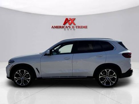 Used 2020 BMW X5 xDrive50i w/ Premium Package AWD/4WD image 4