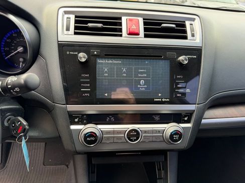 Used 2016 Subaru Outback 2.5i Limited w/ Popular Package #4 image 29