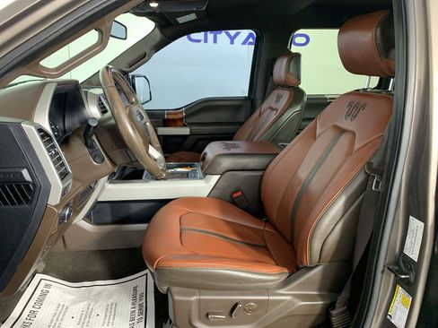 Used 2019 Ford F150 King Ranch w/ Equipment Group 601A Luxury AWD/4WD image 14