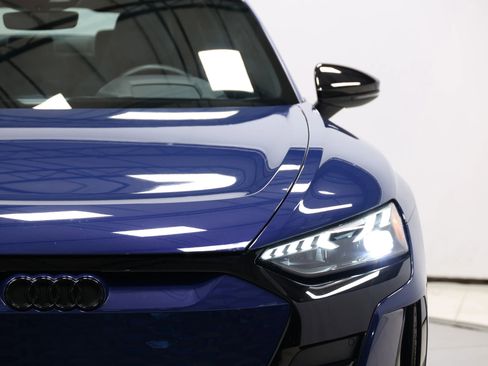 Used 2024 Audi e-tron GT Premium Plus w/ Performance Package image 87