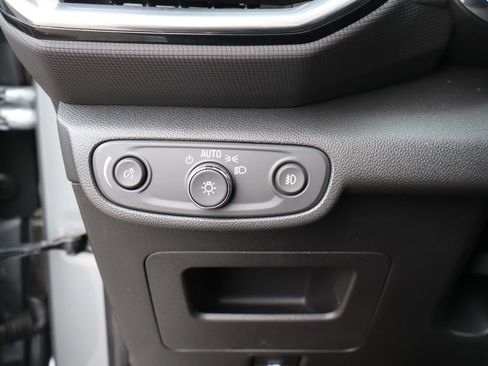 Used 2023 Chevrolet TrailBlazer LT w/ Convenience Package image 12