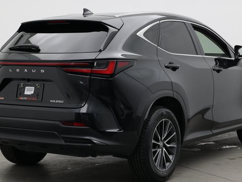 Used 2025 Lexus NX 250 FWD w/ Towing Package (2000 Lbs) image 7