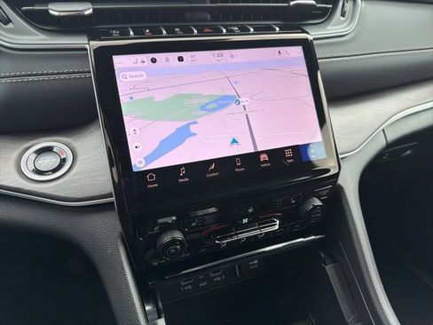 New 2025 Jeep Grand Cherokee Limited image 14