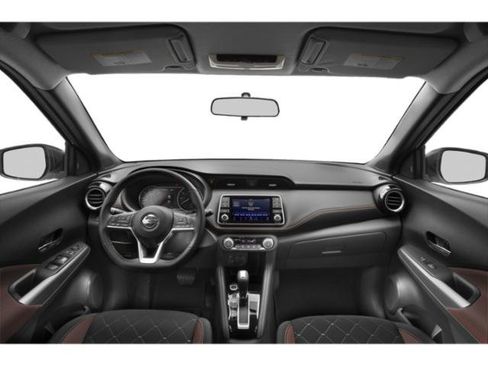Used 2019 Nissan Kicks SR w/ Exterior Package FWD image 11
