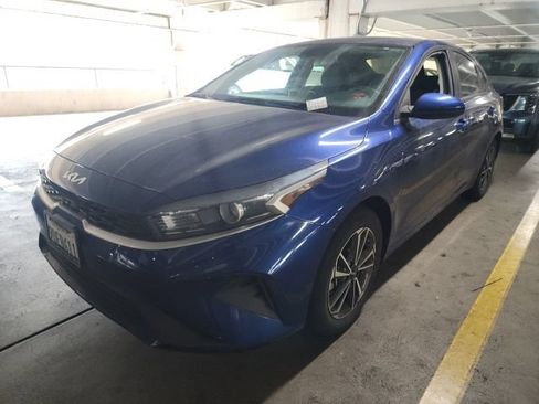 Certified 2023 Kia Forte LXS FWD image 5