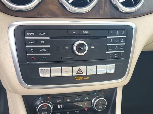 Used 2019 Mercedes-Benz GLA 250 image 24