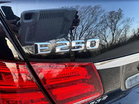 Used 2016 Mercedes-Benz E 250 Sedan w/ Premium Package image 44