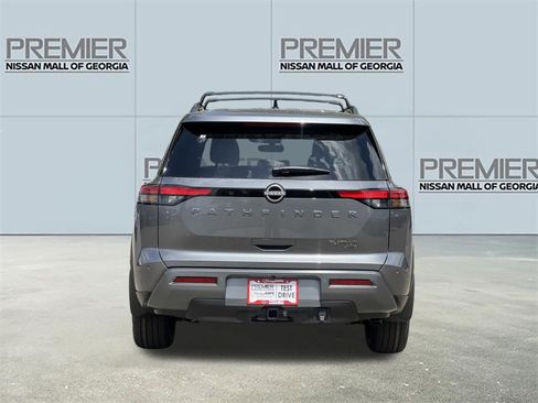 New 2026 Nissan Pathfinder Platinum w/ Accent Package AWD/4WD image 25