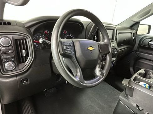 Used 2022 Chevrolet Silverado 1500 Custom AWD/4WD image 14