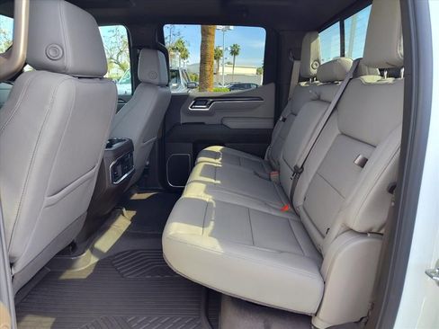 New 2026 Chevrolet Silverado 1500 LTZ w/ LTZ Premium Package image 6