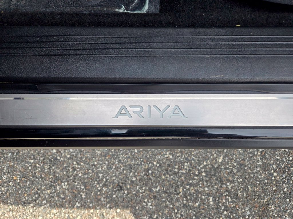 Used 2023 Nissan Ariya FWD image 28