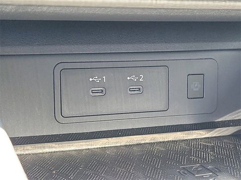 New 2025 Nissan Murano SV image 9