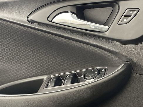 Used 2024 Chevrolet Malibu LT image 19