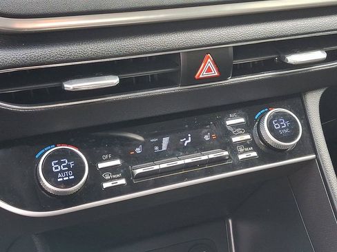 Used 2023 Hyundai Sonata SEL image 16