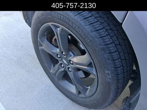 Used 2018 Dodge Journey Crossroad image 12