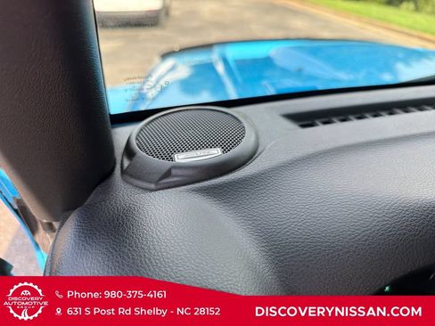 Used 2018 Jeep Wrangler Unlimited Sahara AWD/4WD image 14