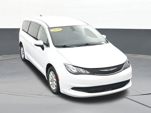 Used 2022 Chrysler Voyager LX FWD image 67
