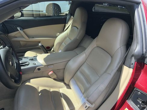 Used 2006 Chevrolet Corvette Coupe w/ Preferred Equipment Group image 39