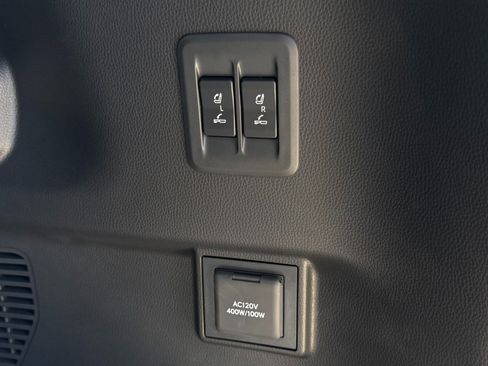 Used 2026 Lexus GX 550 AWD/4WD image 60