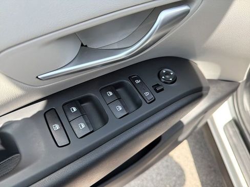 Used 2023 Hyundai Tucson SEL FWD image 17