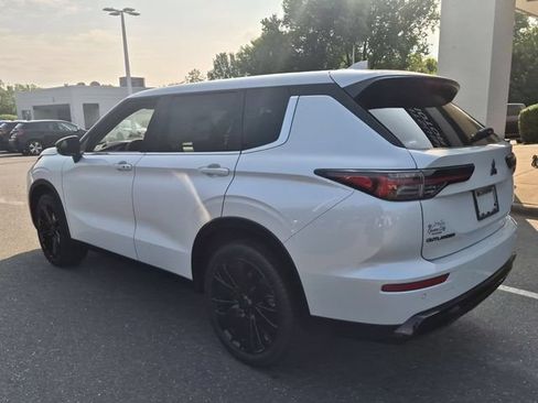 New 2026 Mitsubishi Outlander LE FWD image 5