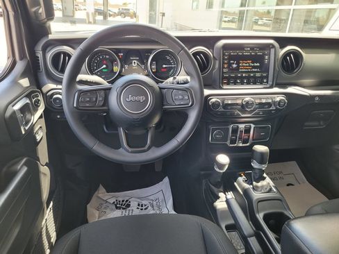 Used 2023 Jeep Wrangler Unlimited w/ 8.4" Radio Group AWD/4WD image 21