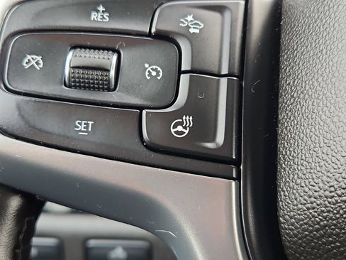 Certified 2025 Chevrolet Silverado 1500 LT AWD/4WD image 18