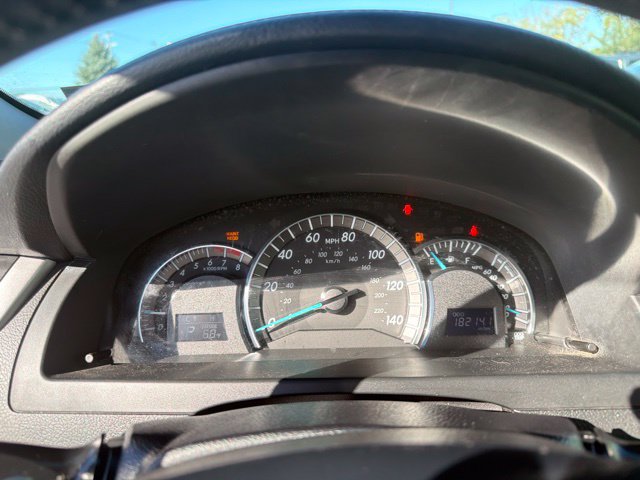 Used 2013 Toyota Camry SE FWD image 11