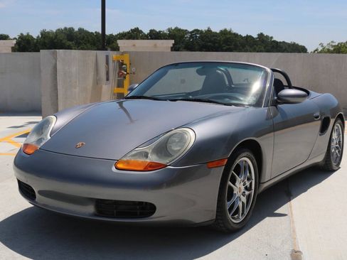 Used 2002 Porsche Boxster RWD image 7